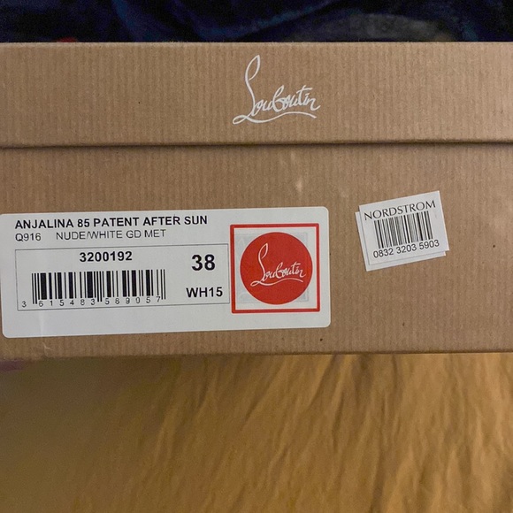 85 MM Anjalina Christian Louboutin - Picture 5 of 5